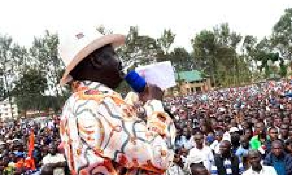RAILA-RUTO WAR OF WORDS ESCALATES AS AZIMIO CHIEF THREATENS TO SUE PRESIDENT