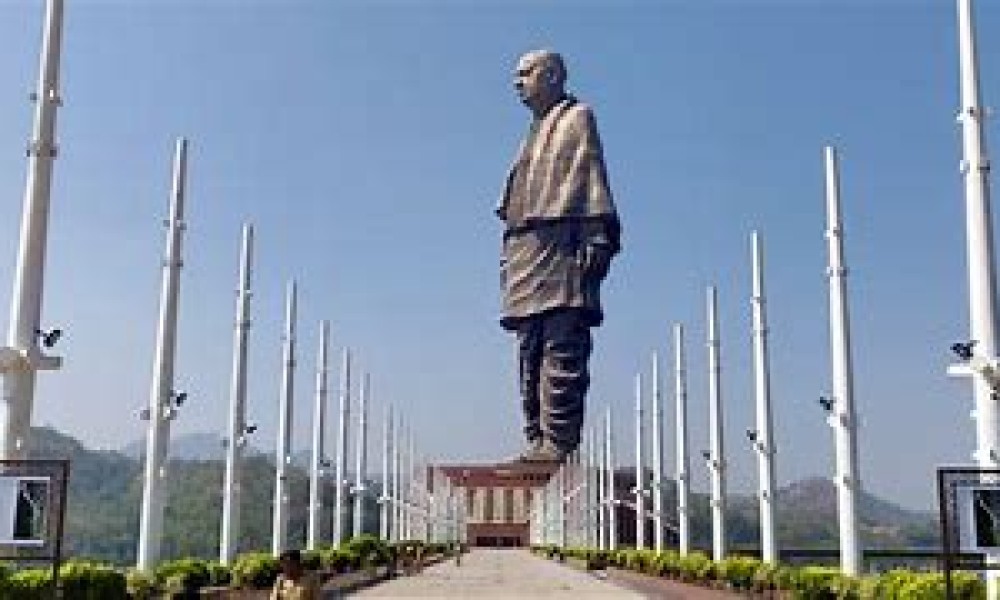 FACTS ABOUT THE TALLEST STATUE IN THE WORLD